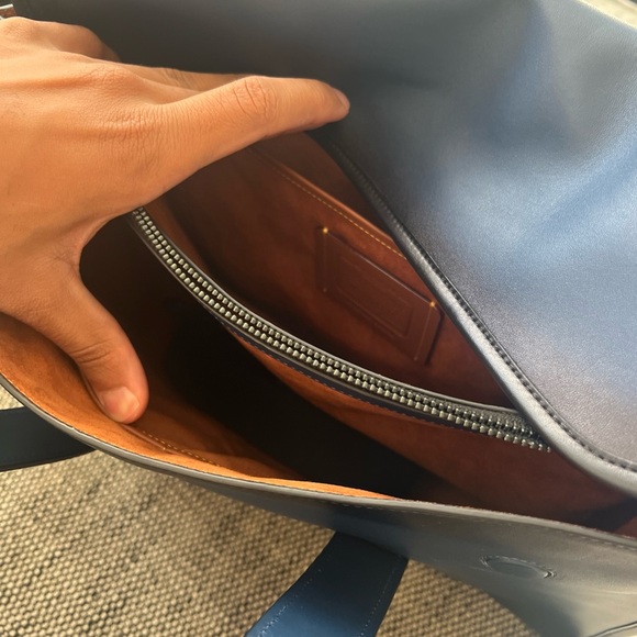 Coach Gotham Portfolio Bag - Picture 11 of 11